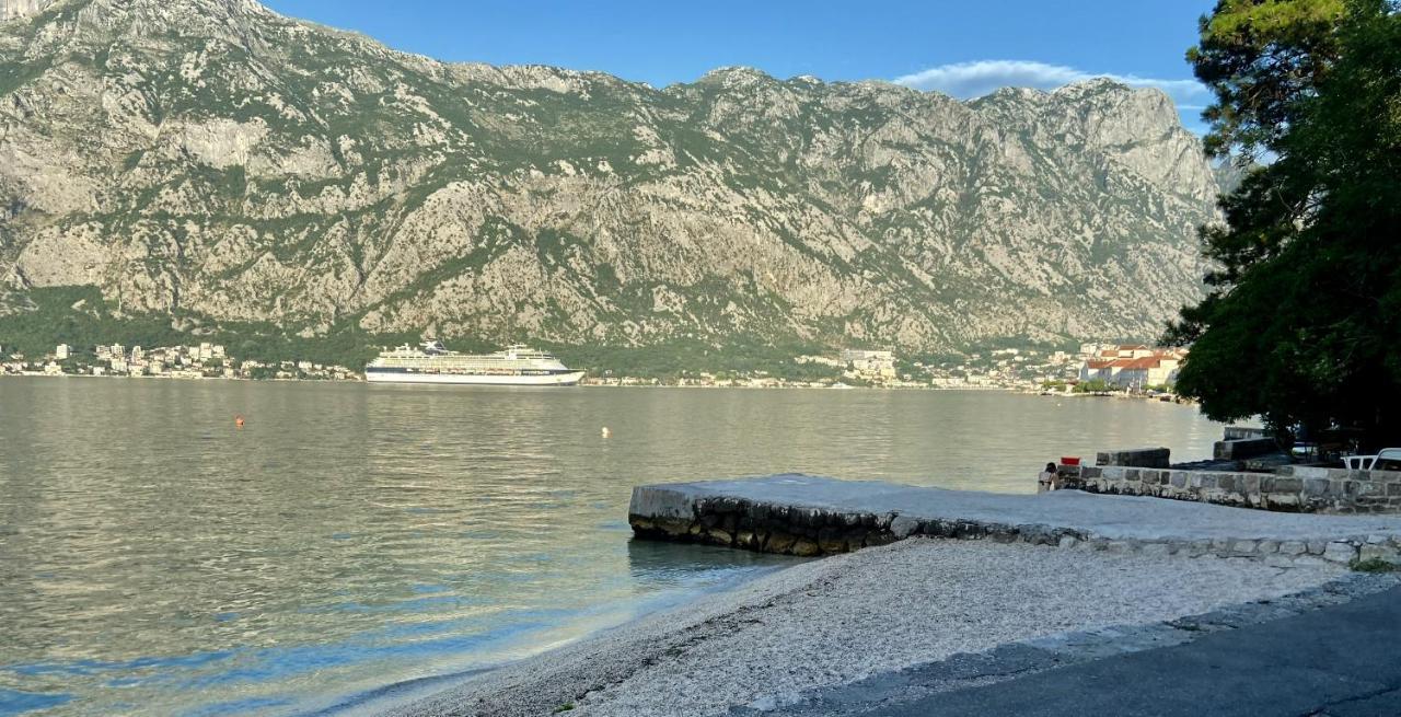 Villa Svetlana Prčanj Esterno foto