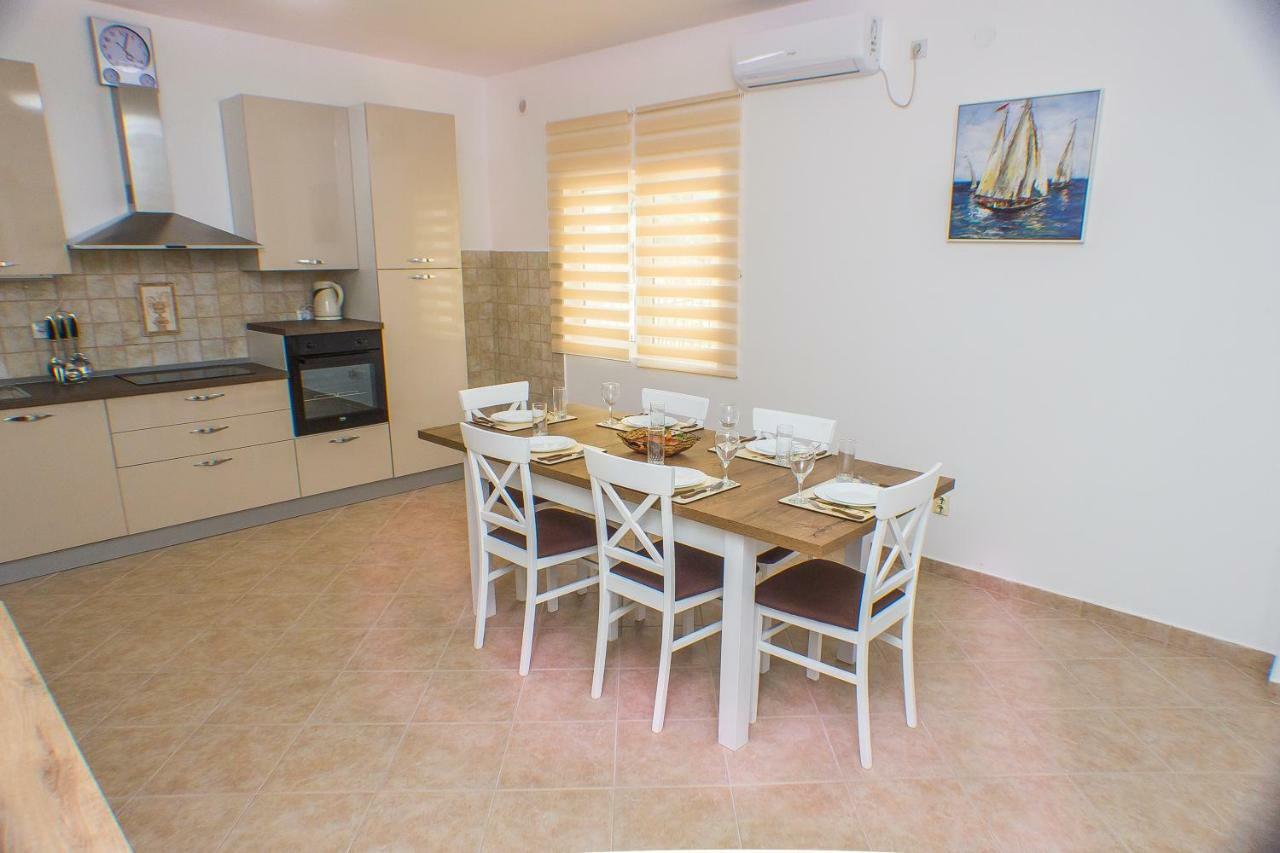 Villa Svetlana Prčanj Esterno foto